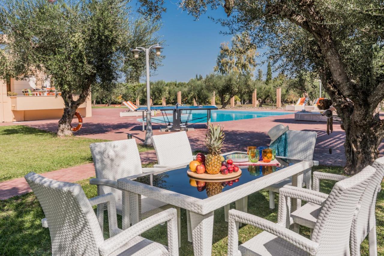 Astarte Villas - Istar Villa With Tennis Court Makhairádhon Zewnętrze zdjęcie