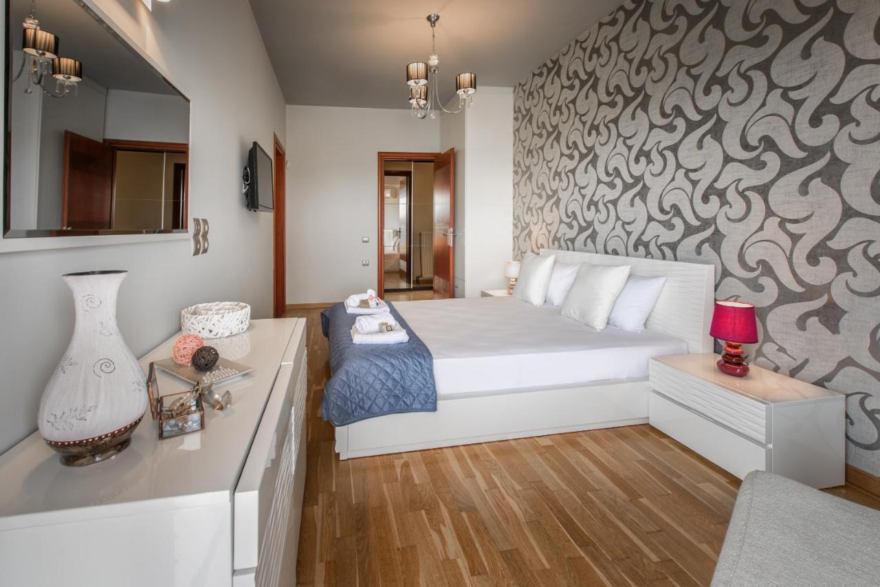 Astarte Villas - Istar Villa With Tennis Court Makhairádhon Zewnętrze zdjęcie
