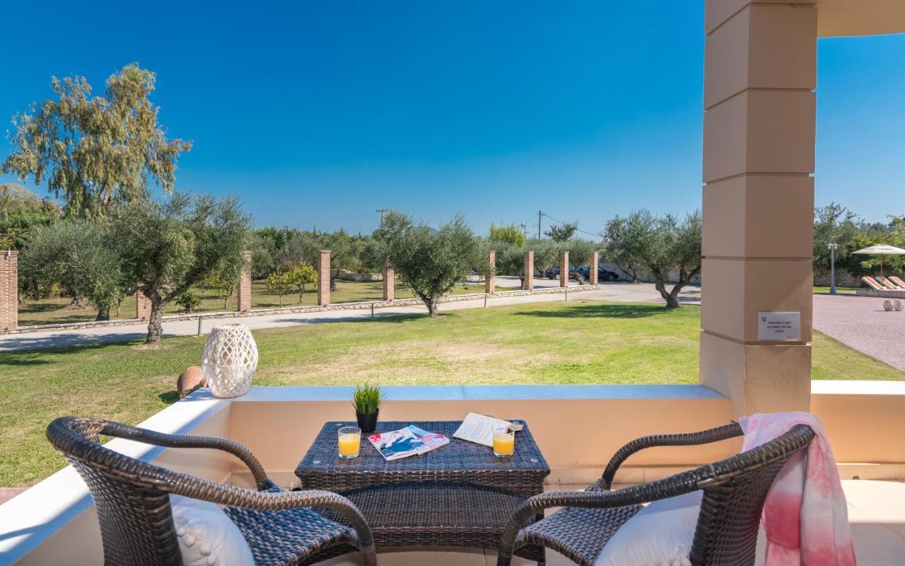 Astarte Villas - Istar Villa With Tennis Court Makhairádhon Zewnętrze zdjęcie