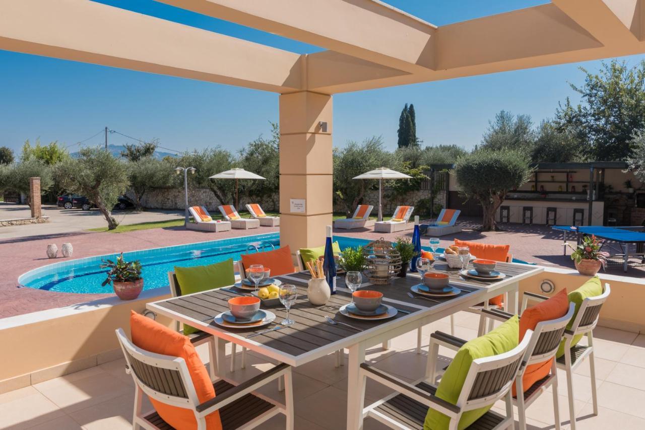 Astarte Villas - Istar Villa With Tennis Court Makhairádhon Zewnętrze zdjęcie