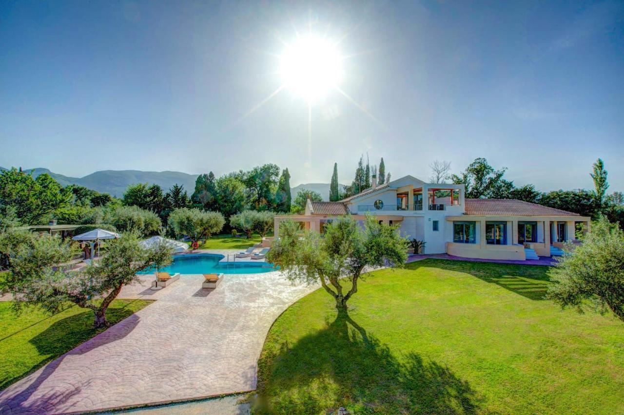 Astarte Villas - Istar Villa With Tennis Court Makhairádhon Zewnętrze zdjęcie